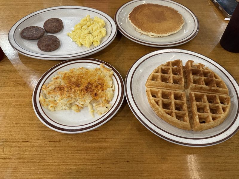 Fairbanks Restaurant food